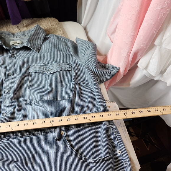 Women's Short Sleeve Denim Jumpsuit - Universal Thread Size 30 - Picture 7 of 16